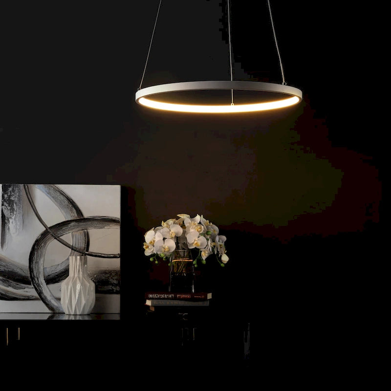 Suspension LED moderne blanche réglable Anamarija 74 pouces de SAFAVIEH Lighting - 42 cm (16,5 po) L x 42 cm (16,5 po) l x 31 à 188 cm (12 à 74 po) H - 43 cm (17 po) L x 43 cm (17 po) P x 155 cm (61 po) H