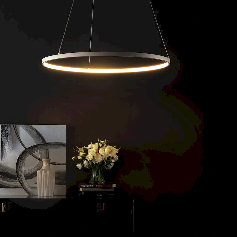 Suspension LED moderne blanche réglable Adje 74 pouces de SAFAVIEH Lighting - 24 po L x 24 po l x 12-74 po H - 24 po L x 24 po P x 61 po H