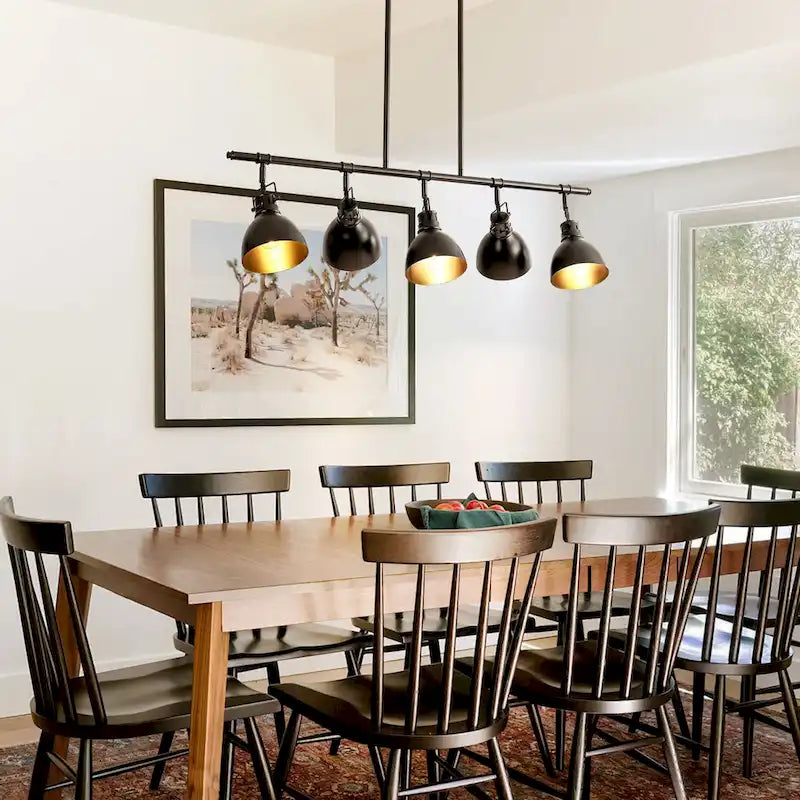 Suspension linéaire noire moderne industrielle à 5 lumières pour îlot de cuisine, style couvercle de casserole / éclairage sur rail réglable