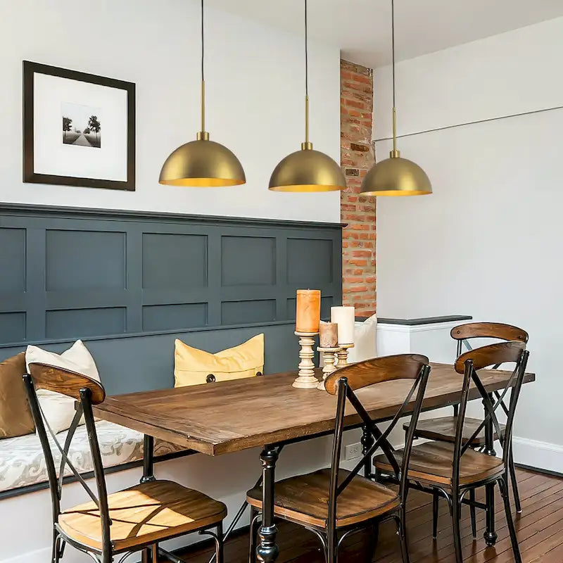 Lustre linéaire moderne à 3 lumières en laiton avec dôme pour îlot de cuisine - W53.2