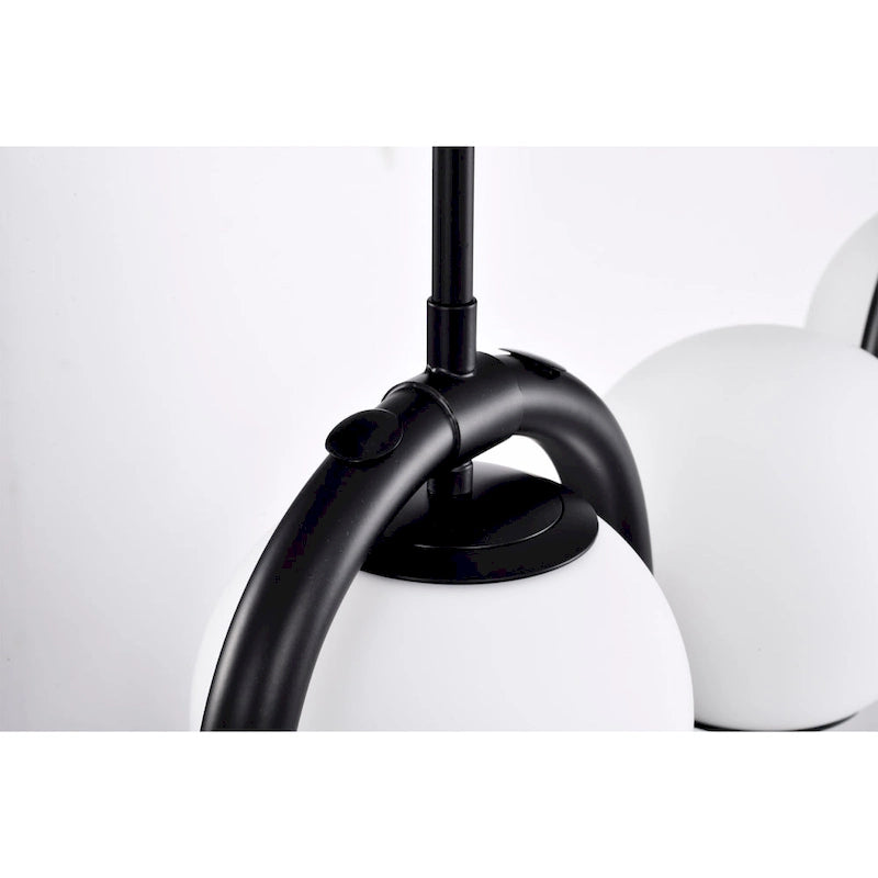 Suspension Fenix ​​Wave en verre opaque de 96,5 cm (38 pouces) à 5 lumières
