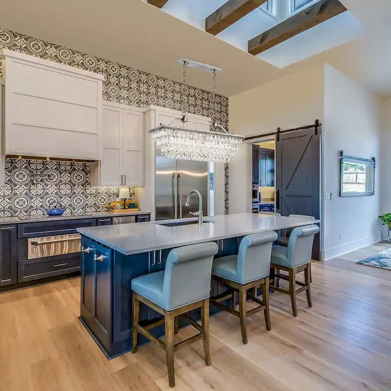 Luminaire suspendu rectangulaire à 4 lumières en argent antique pour îlot de cuisine, avec cristaux.