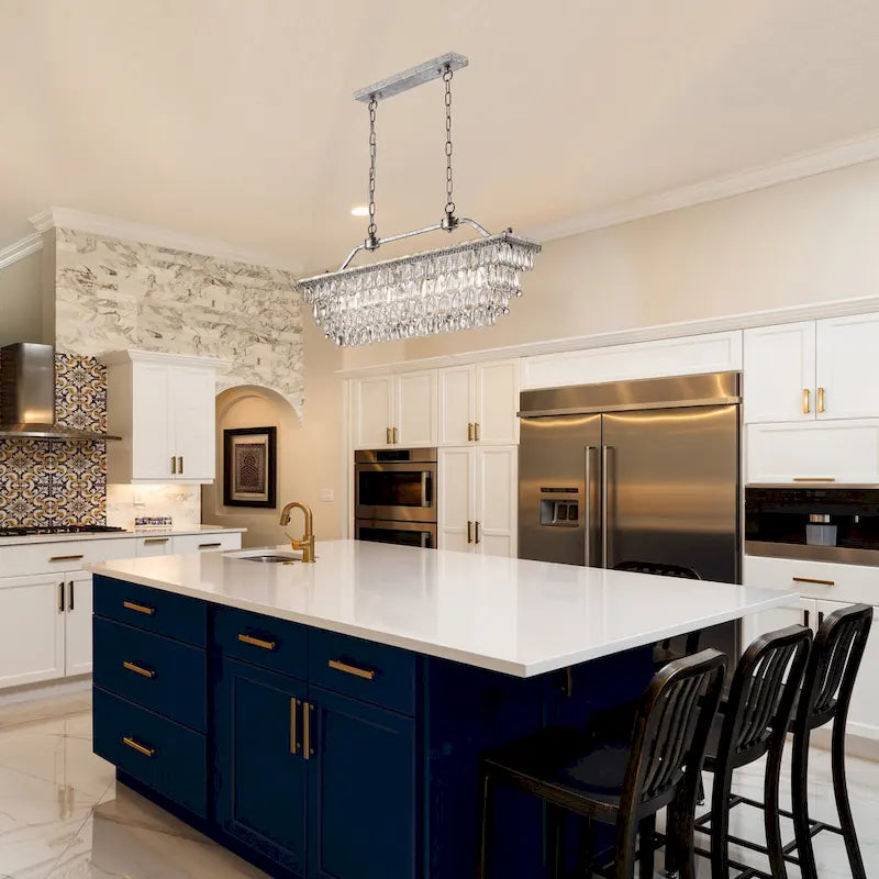 Luminaire suspendu rectangulaire à 4 lumières en argent antique pour îlot de cuisine, avec cristaux.