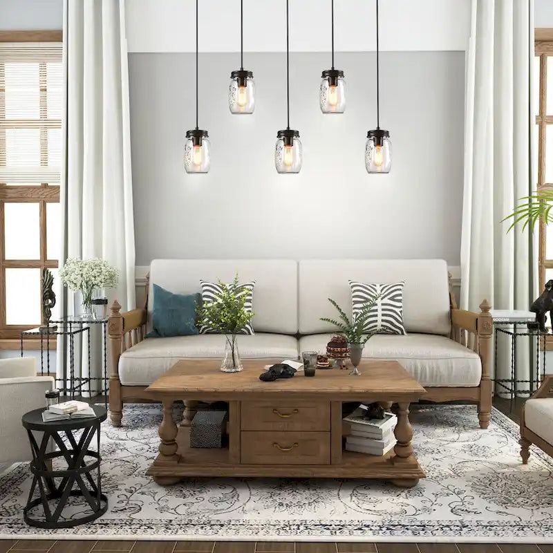 Lustre linéaire en verre à 5 lumières de style campagnard avec rosace en bois et luminaires d'îlot.