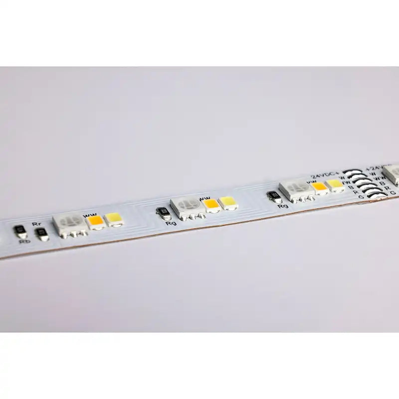 Bande lumineuse Dimension Pro Tape de 9,75 m (32 pi) à haut rendement RGB et blanc réglable. Connexion par prise. Compatible IoT. Télécommande infrarouge Starfish incluse.