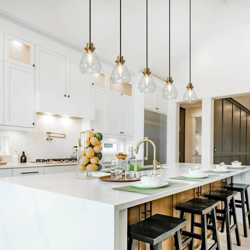 Lustre suspendu linéaire en verre en forme de larme à 5 lumières de style moderne du milieu du siècle, style Malury, pour îlot de cuisine