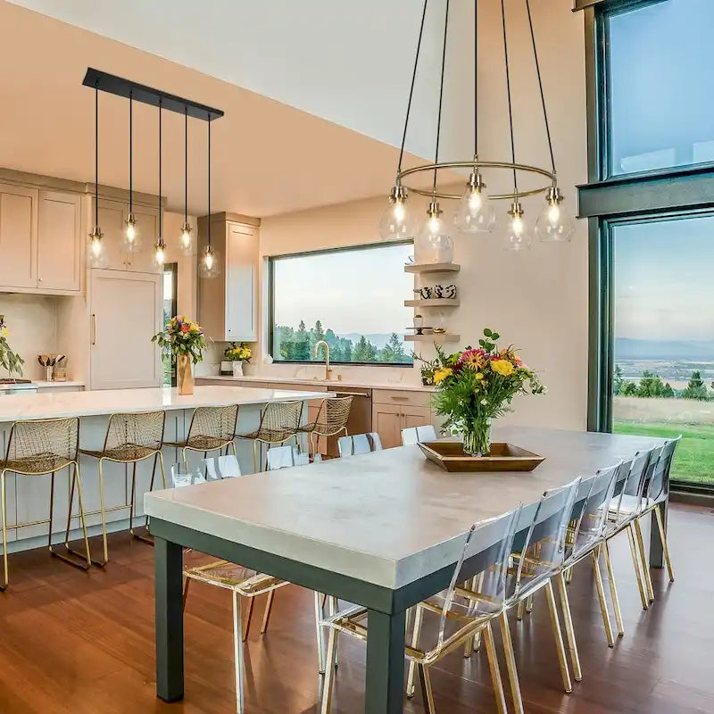 Lustre suspendu linéaire en verre en forme de larme à 5 lumières de style moderne du milieu du siècle, style Malury, pour îlot de cuisine