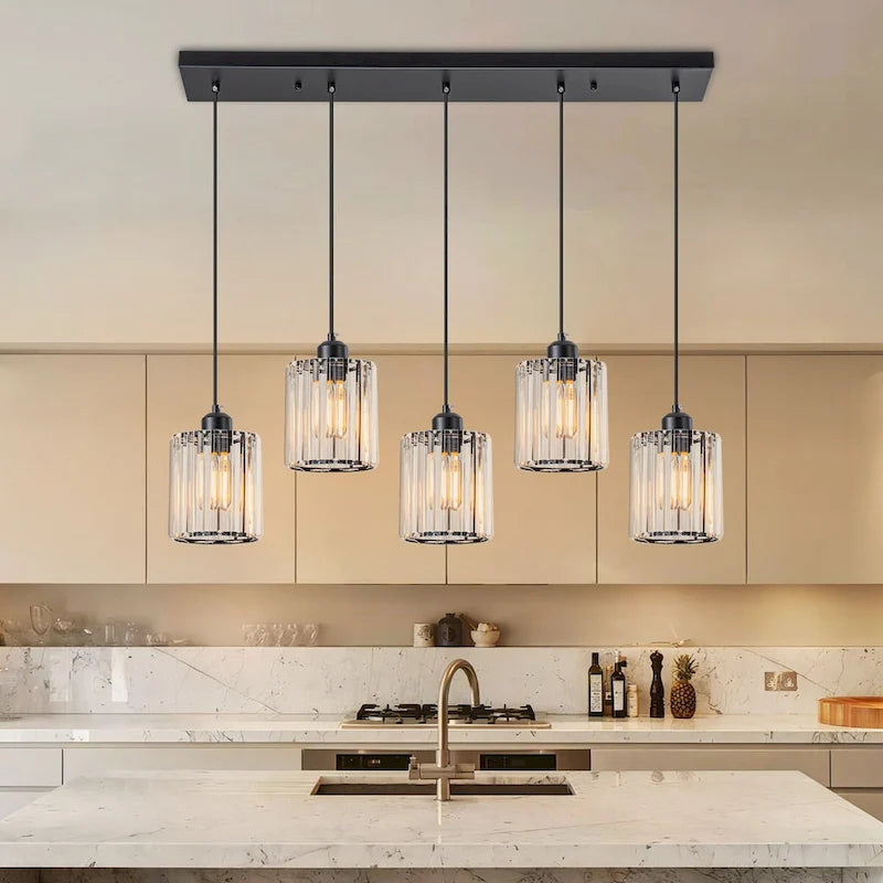 Lustre linéaire moderne Starsky à 5 lumières, 81 cm (32 po), en cristal, avec structure cylindrique en verre, idéal pour îlot de cuisine.