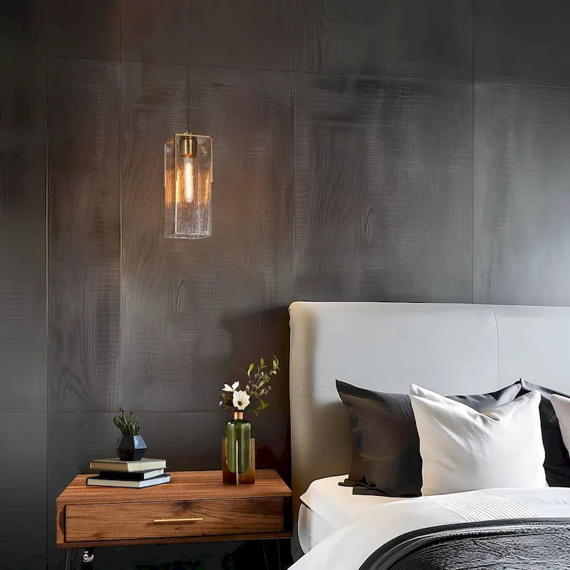 Suspension élégante dorée à une lumière en verre ondulé, idéale pour îlot de cuisine ou salle à manger - 12,7 cm de largeur x 34,3 cm de hauteur