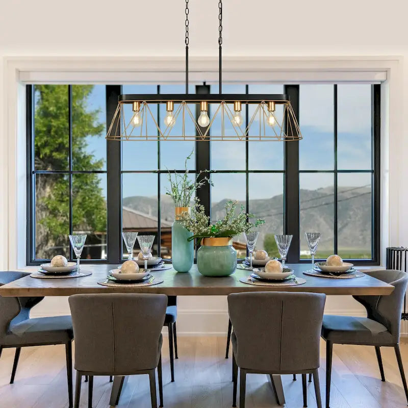 Lustre moderne de luxe à 5 lumières, noir et or, avec design géométrique pour îlot de cuisine ou salle à manger.